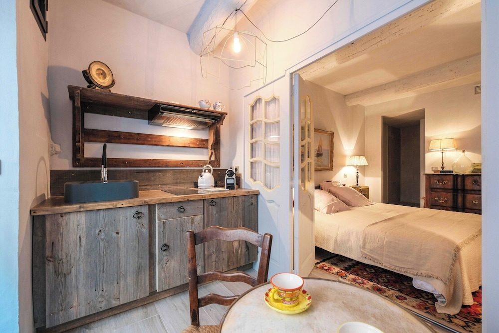 Charming Studio-1br-2p- In the Heart of Cannes