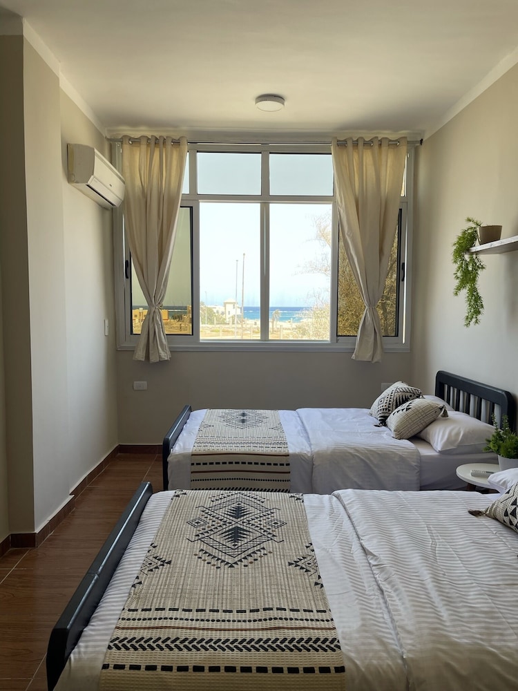 La Casa Guest House