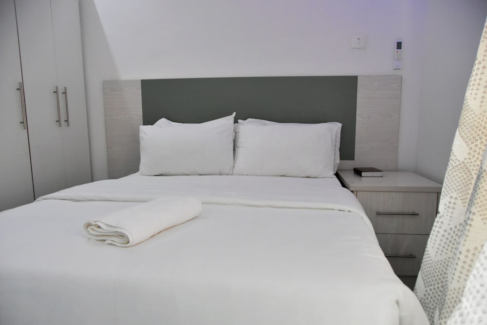 Alexandrina's Corner Bed and Breakfast