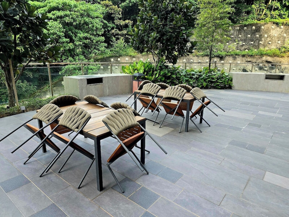 Damansara Seresta