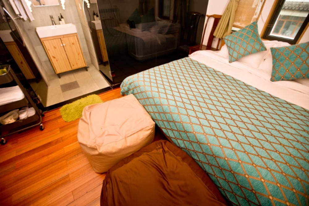 Westlake Longshang Boutique Hotel
