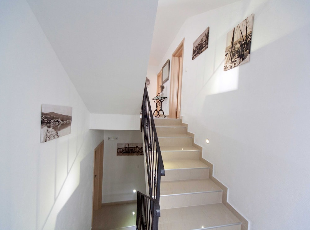 Beachfront Apartments for Relaxing Getaways in Crikvenica