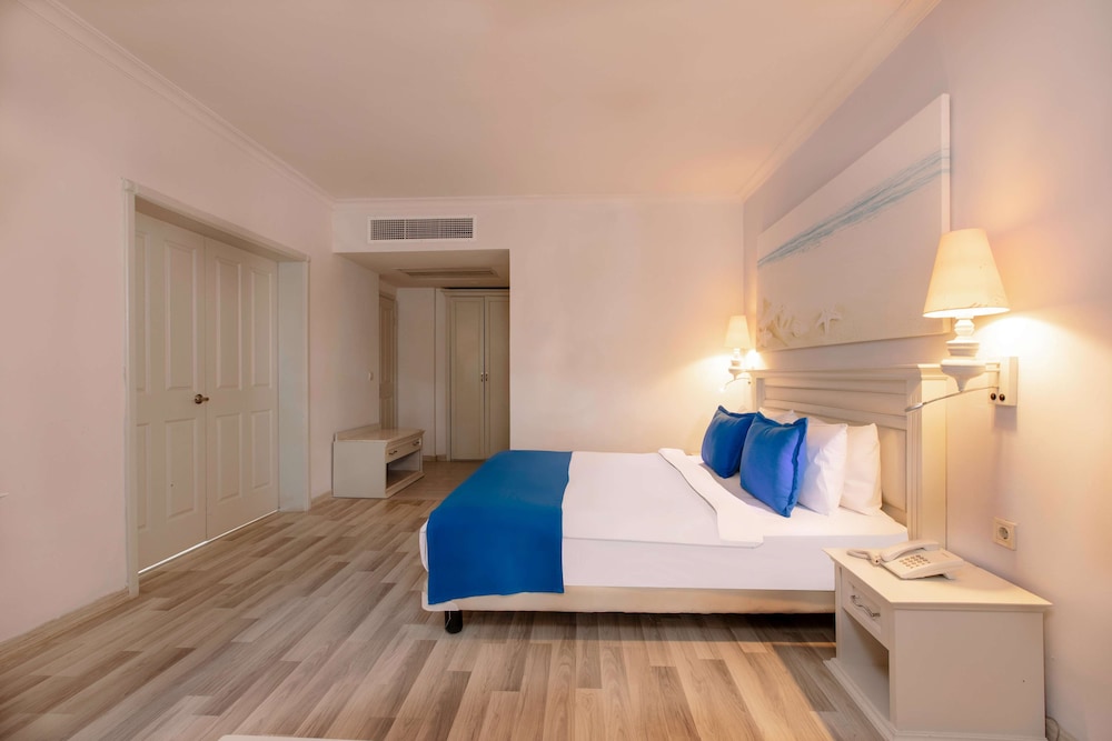 Selectum Collection Bodrum (Ex. Kairaba Bodrum Imperial)