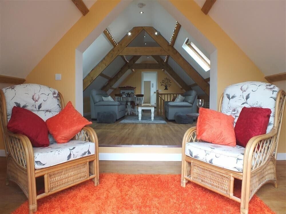 Pond Cottage