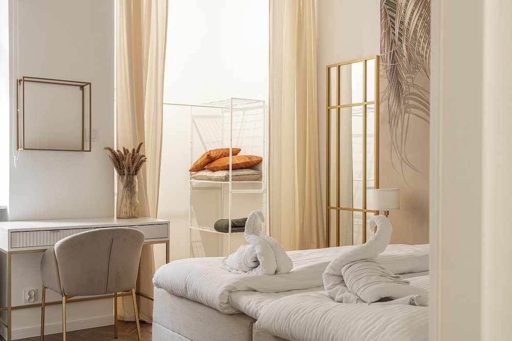 RentPlanet - Apartament Środkowa