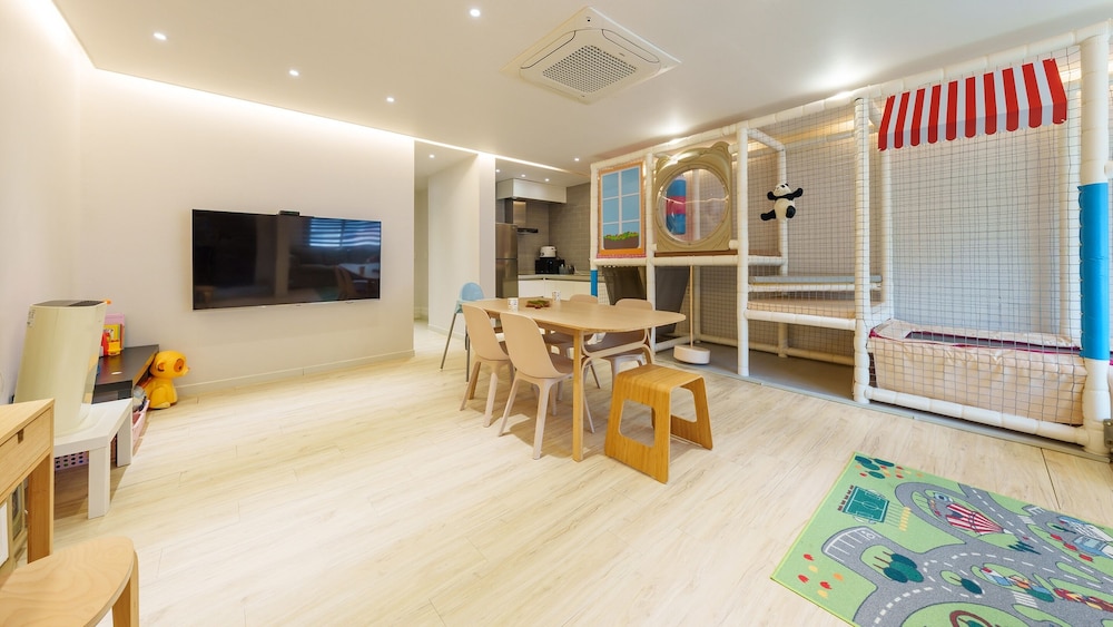 Gyeongju Ain Kids Pool Villa
