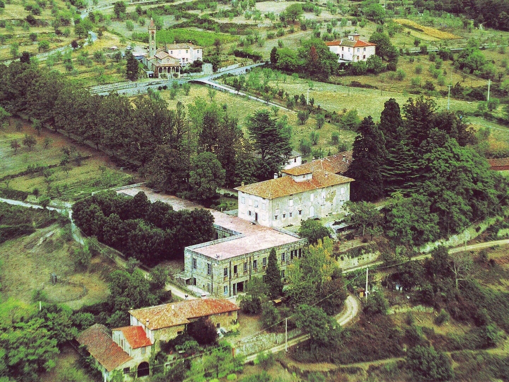 Apartment in a Farmhouse With Swimming Pool view 4
