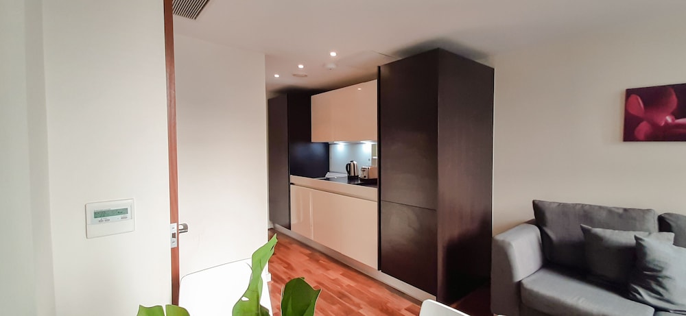 One Bed Serviced Apt Moorgate