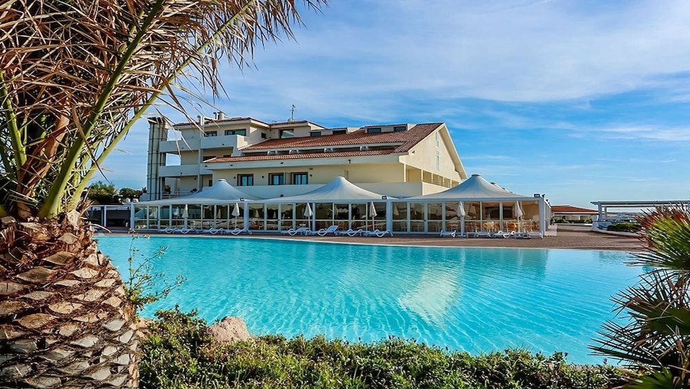 La Plage Resort