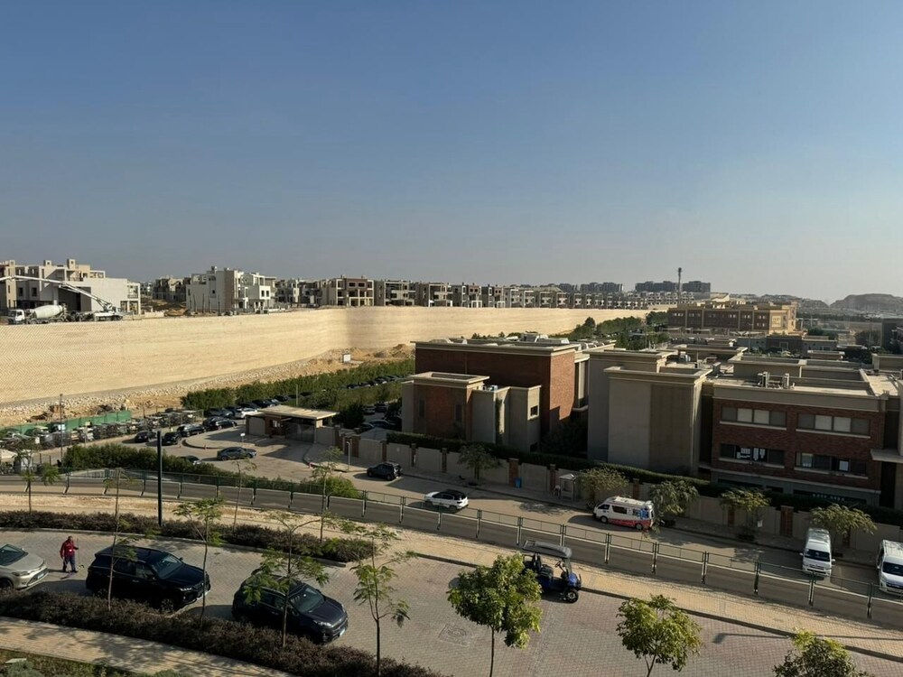 Penthouse with roof-amberville-NEWGIZA
