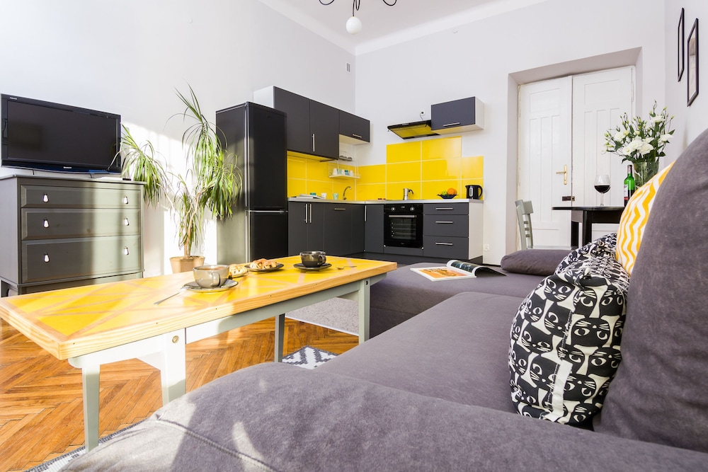 All In Apartments