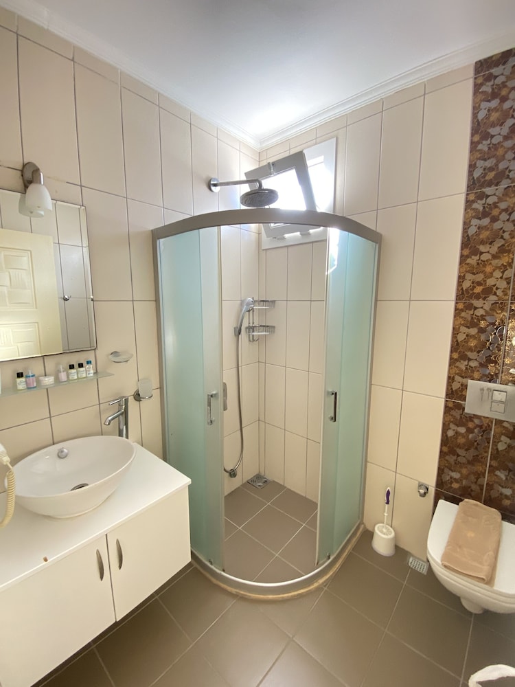 Sevin Otel - Image 39