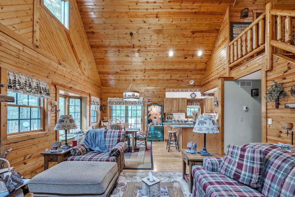 Woodlands Cabin Retreat In Oxford 2 Bedroom Cabin