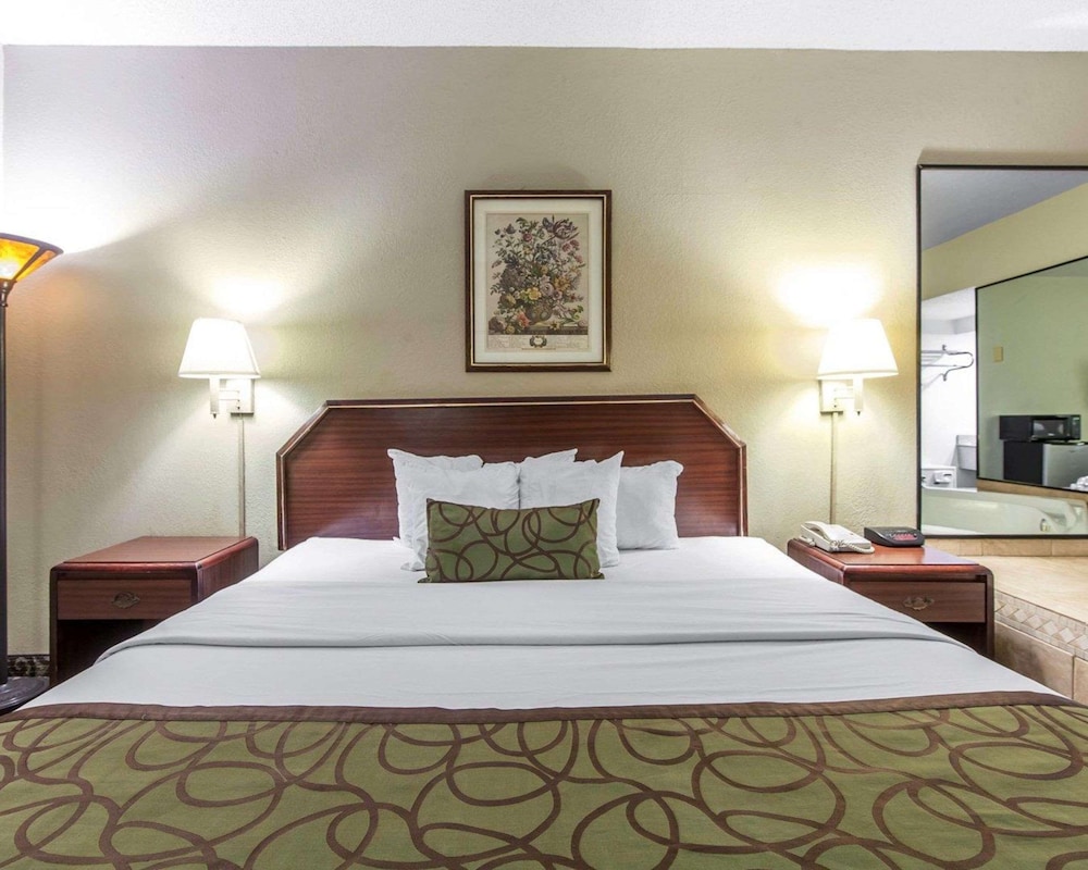 Quality Inn Johnson City near Downtown