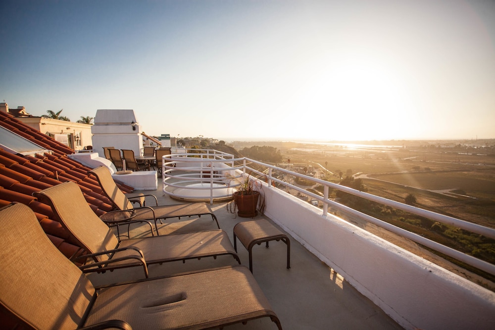 Playa Villa Mansion - Image 2