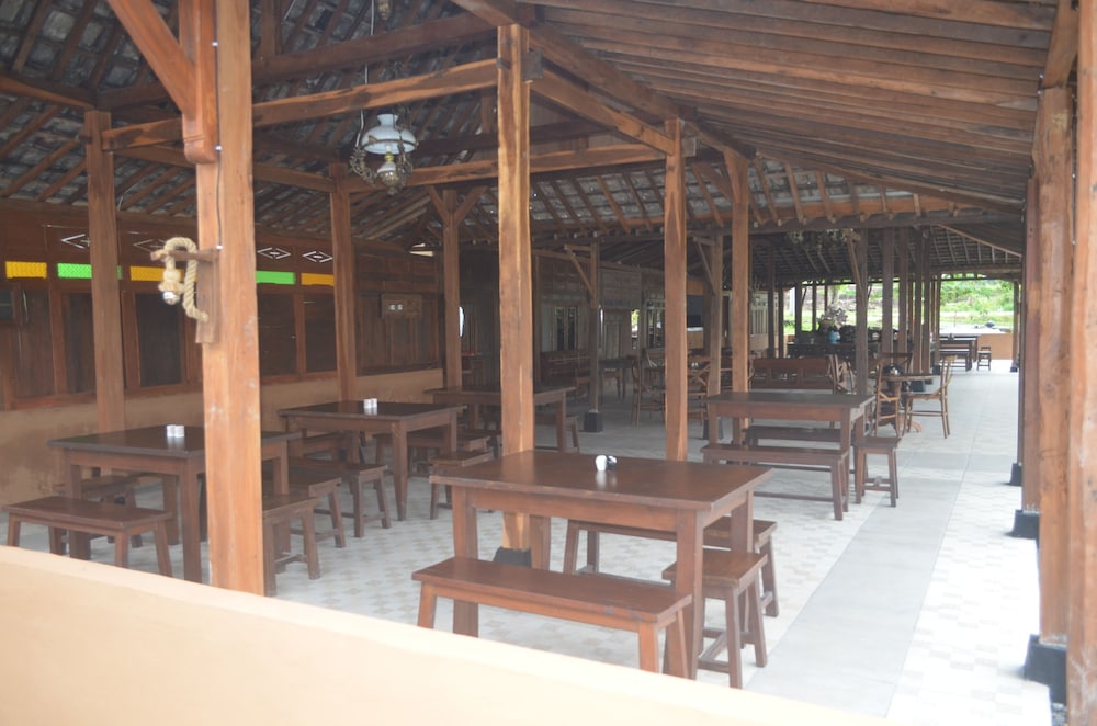 Omah Kloewoeng Resort Kaliurang