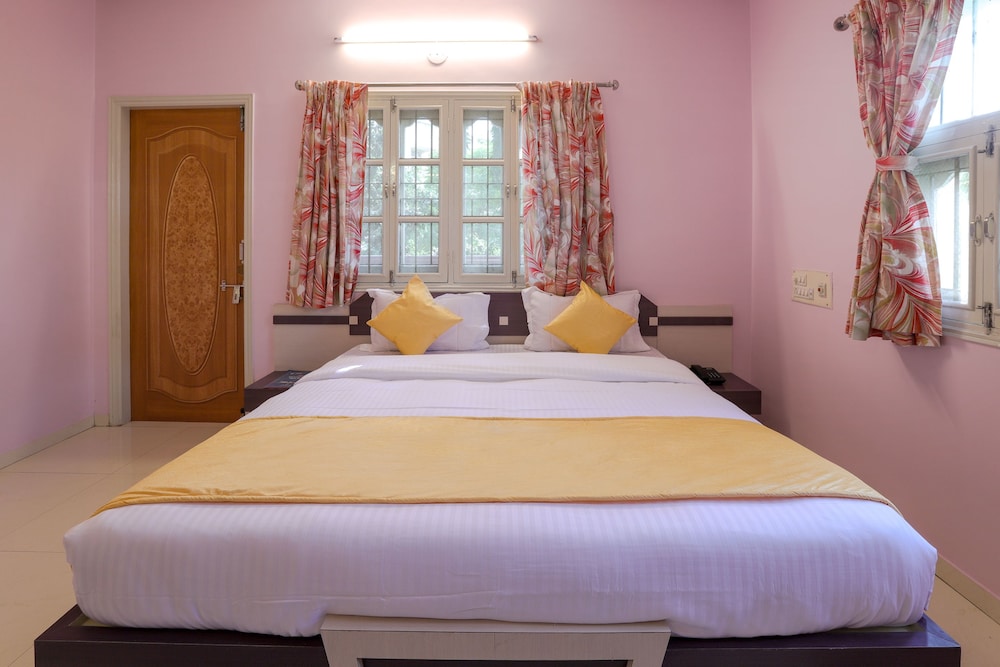 OYO 10031 Wind Chimes Boutique Guest House