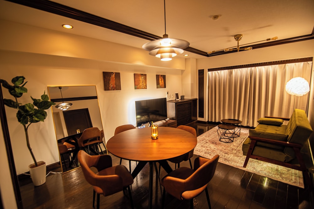 Sunmallcrest306