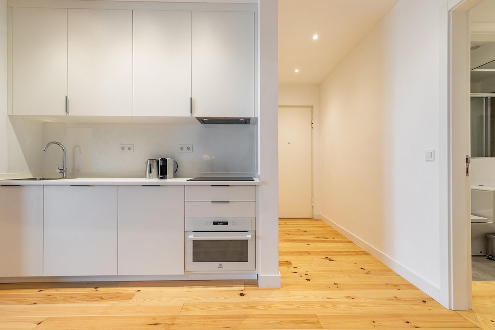 Belem Design 05 by Homing