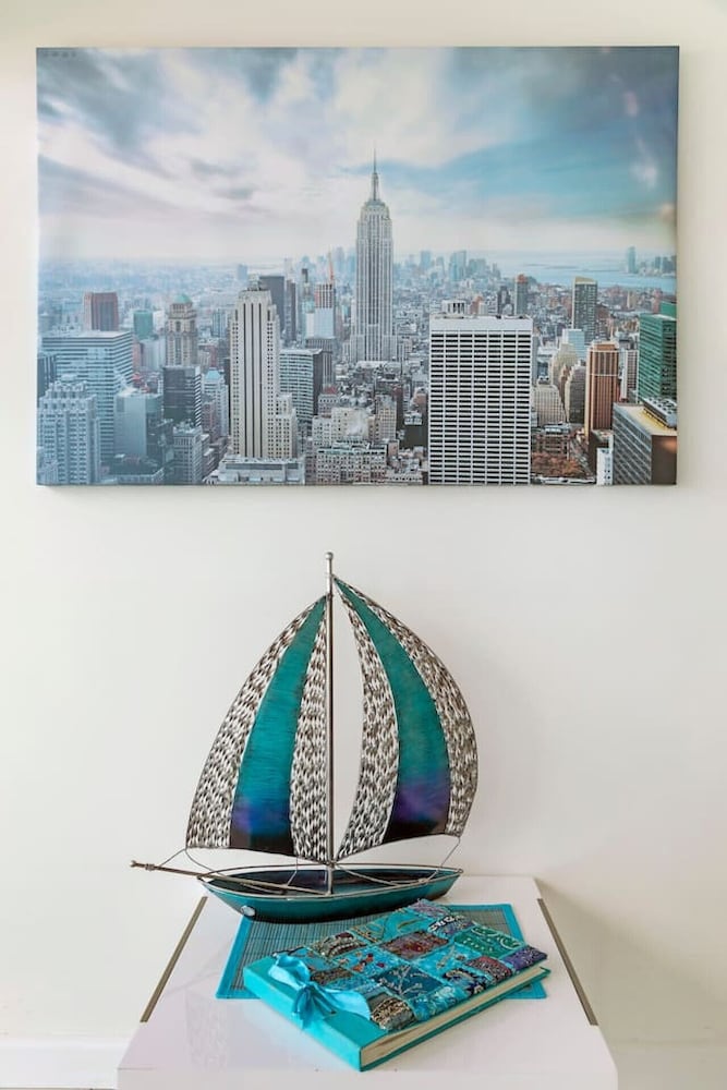 Zen Sapphire Shore Balcony - Pool - Work Desk