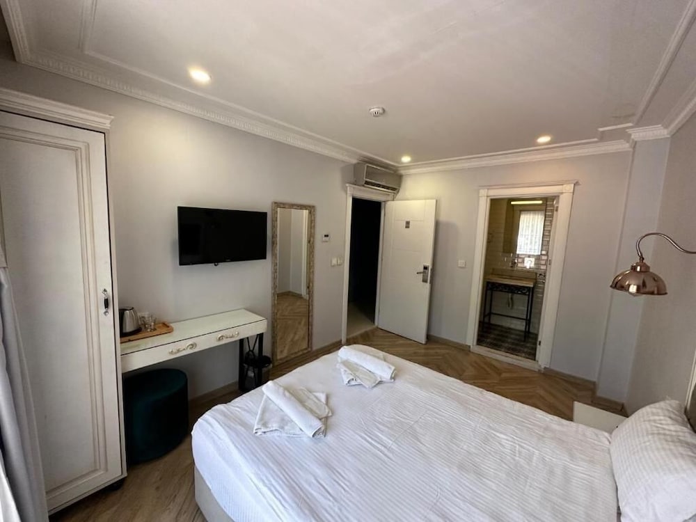 Good Night Otel İstanbul - Image 18