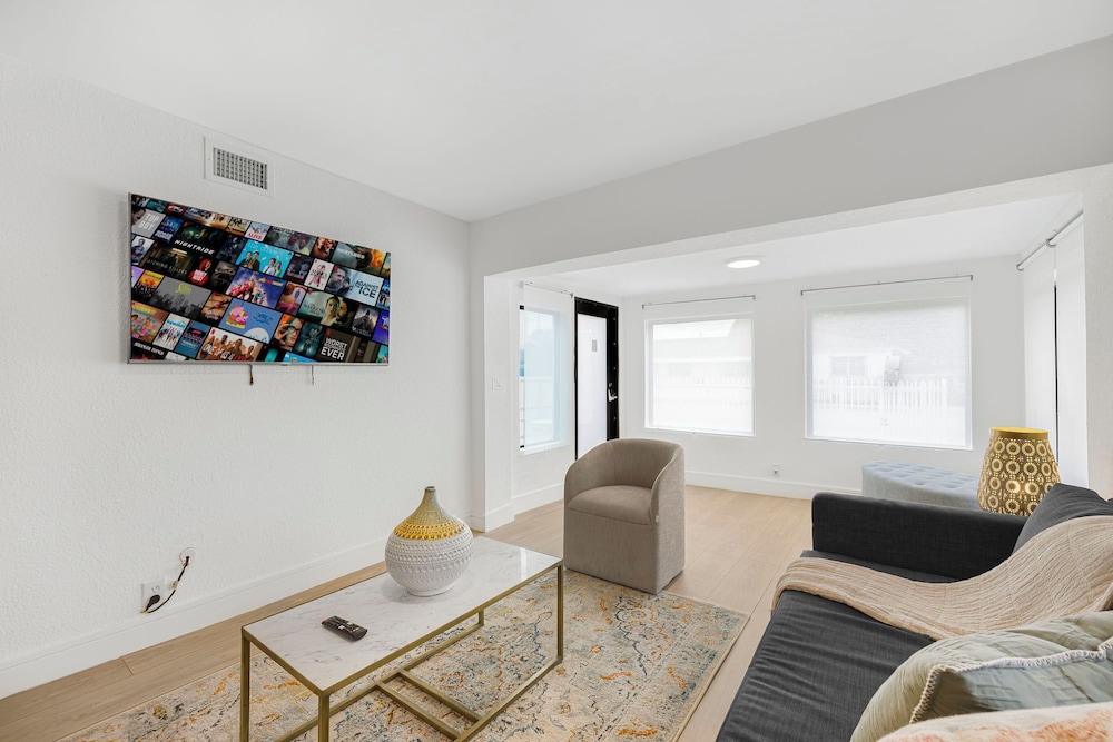 Spacious 3BR House with Private Pool