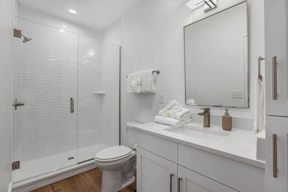 Whimsical Way 4 Beds 4 Baths NEW Near Beach