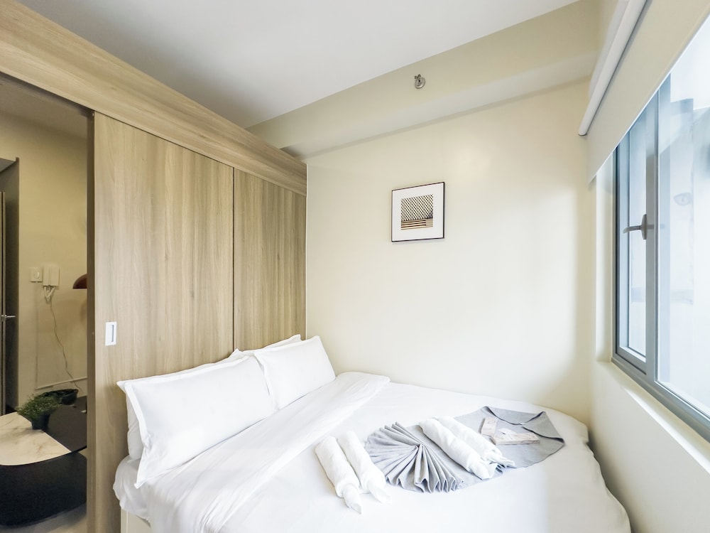 GemstoneBR in SMDC Fame Residences