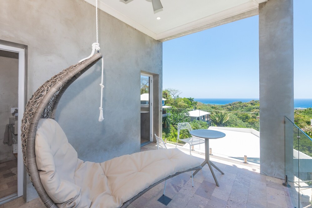 Todo Es Posible 4 Bedroom Home