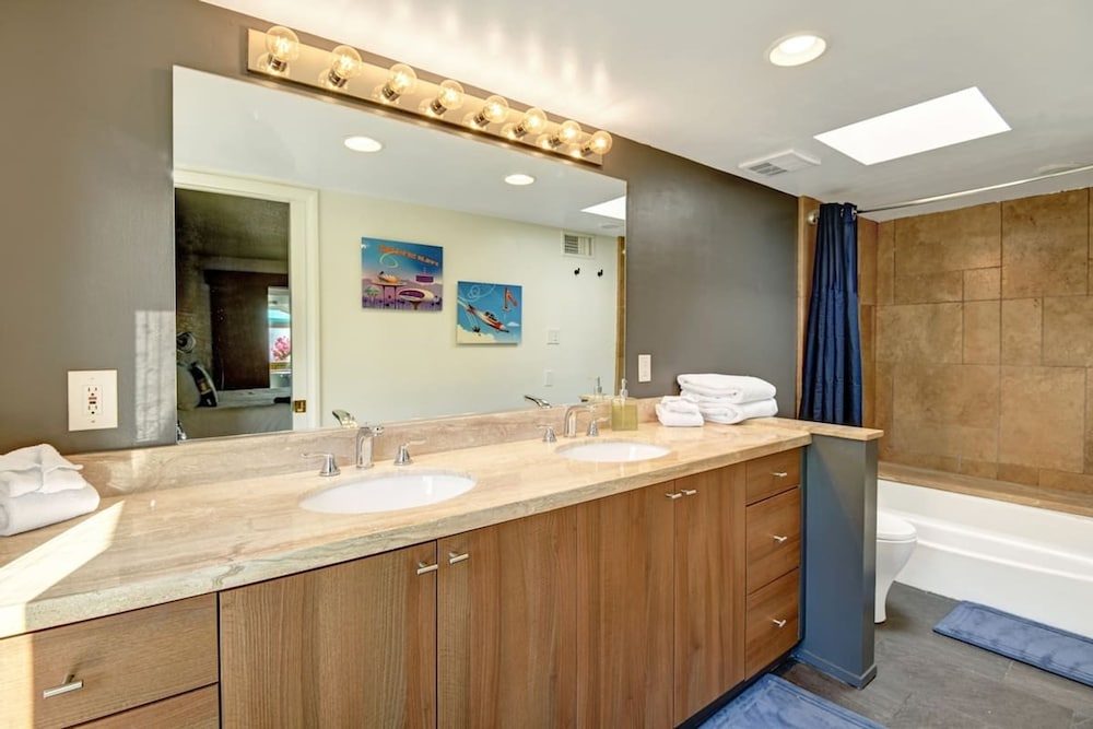 Biskra by Avantstay Classic Palm Springs Getaway W Outdoor Living Pool Permit 4869