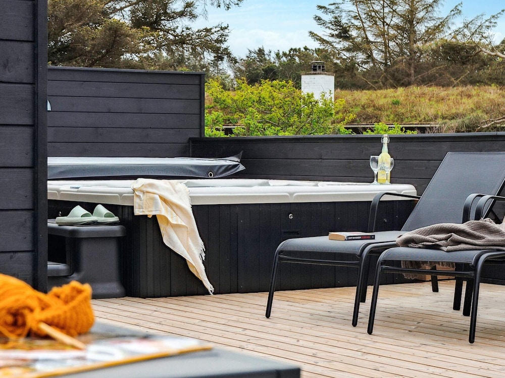 5 Star Holiday Home in Lokken