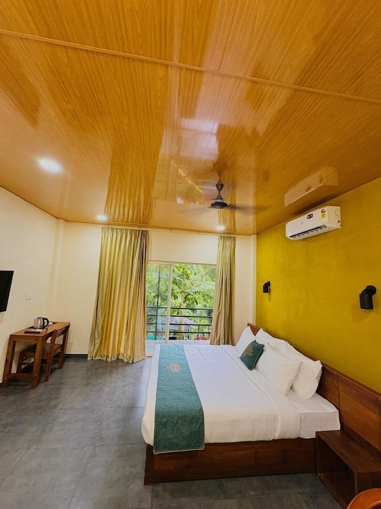 Vayalada Garden resort