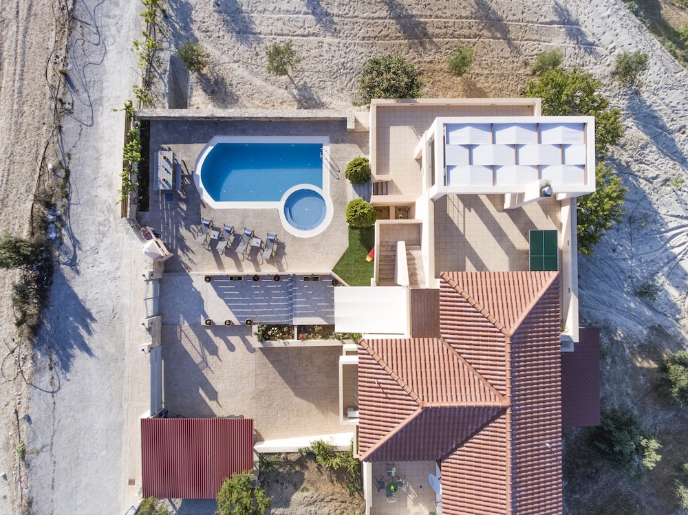 Villa Saint George