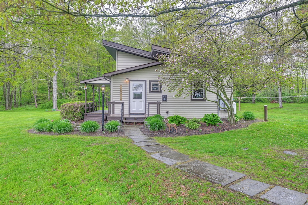 Near State Parks: Countryside Cottage in Wellsboro