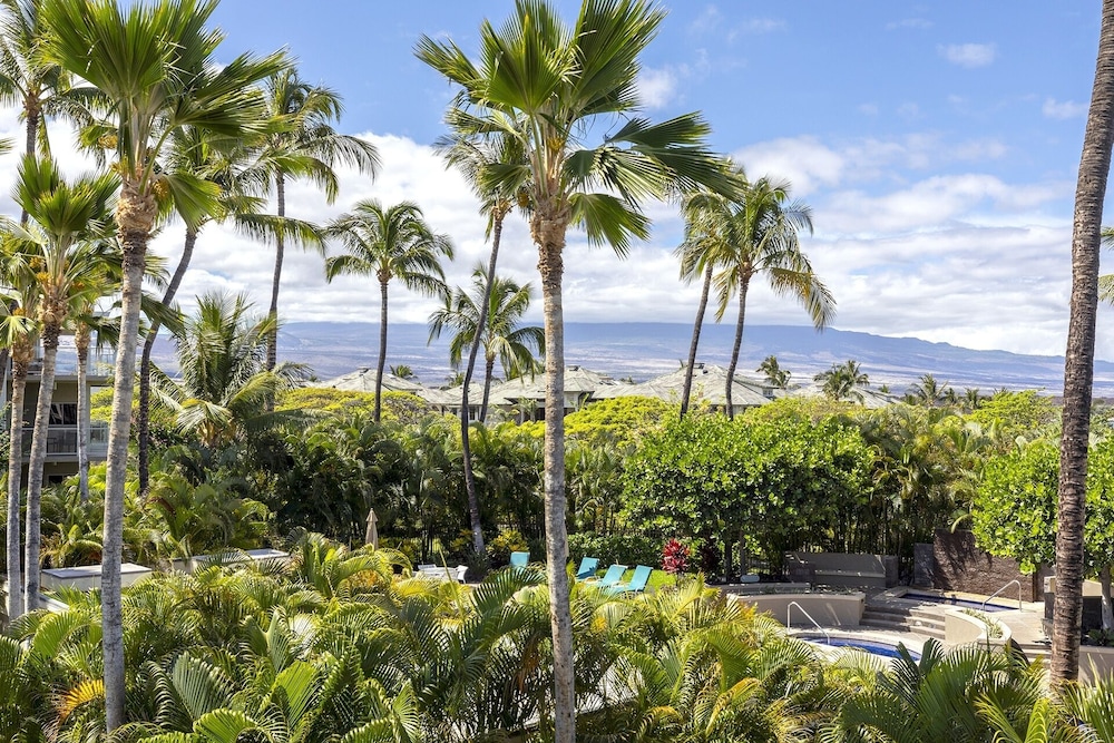 Vista Waikoloa B-302 2 Bedroom Condo