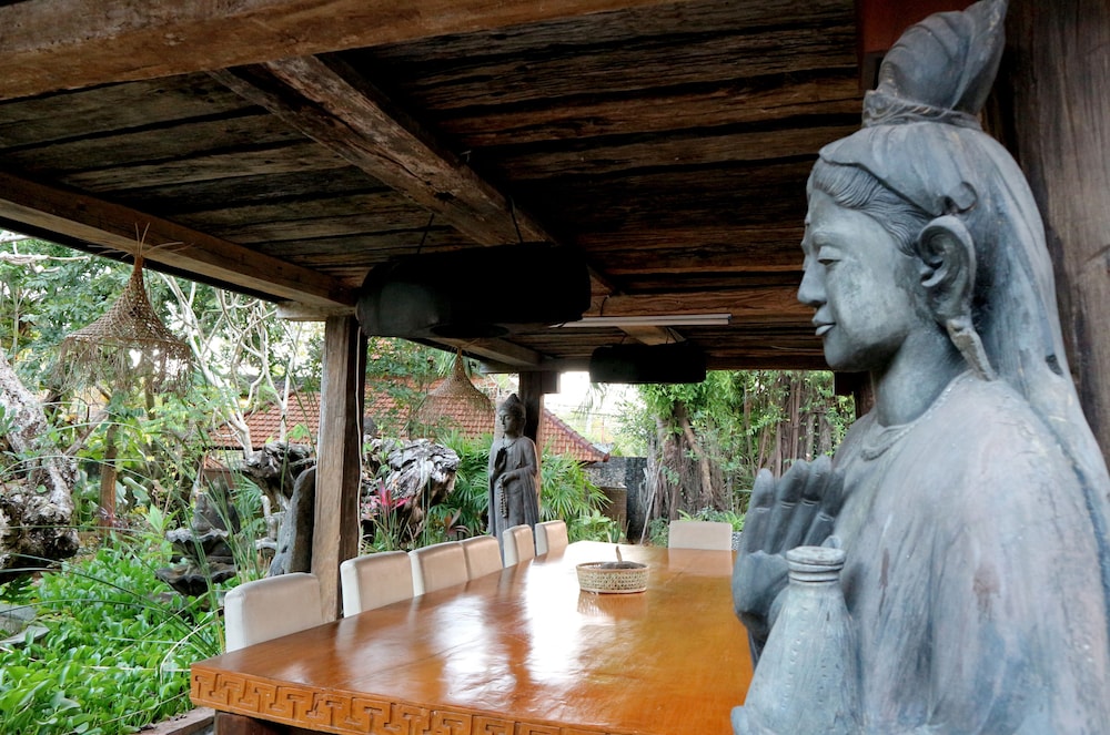 Rumah Hoo Guest House