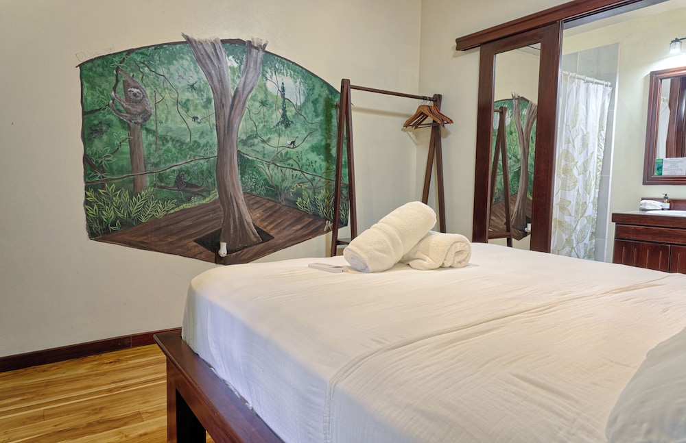 Hona Beach Hotel