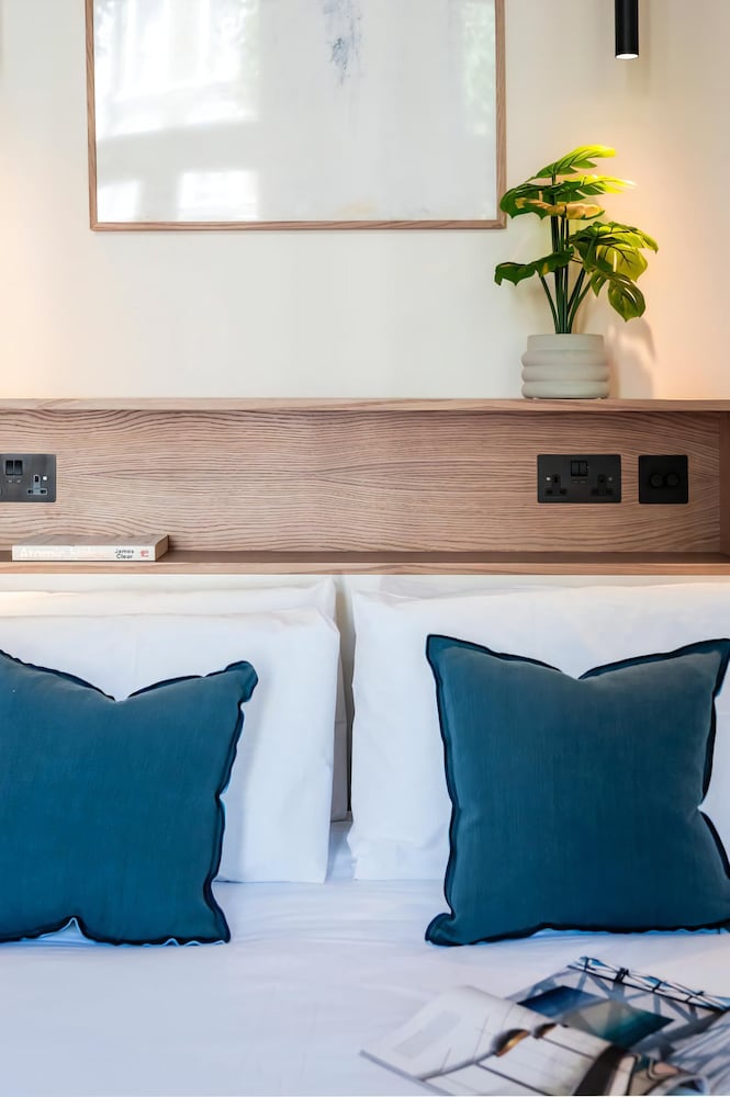Stunning Studio Apartment, Moments From Earls Court Station