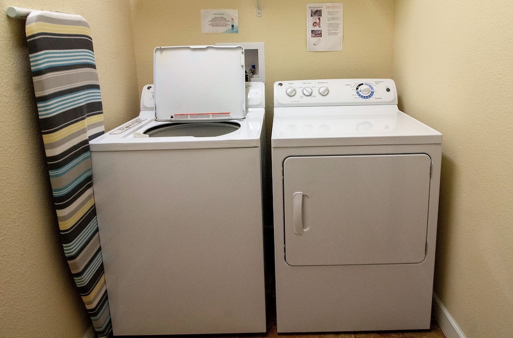 Champions Gate 9029 - Image 5