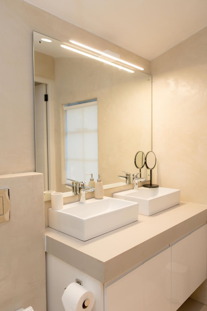 River 42 Camps Bay - Luxury Villa With Pool Stream