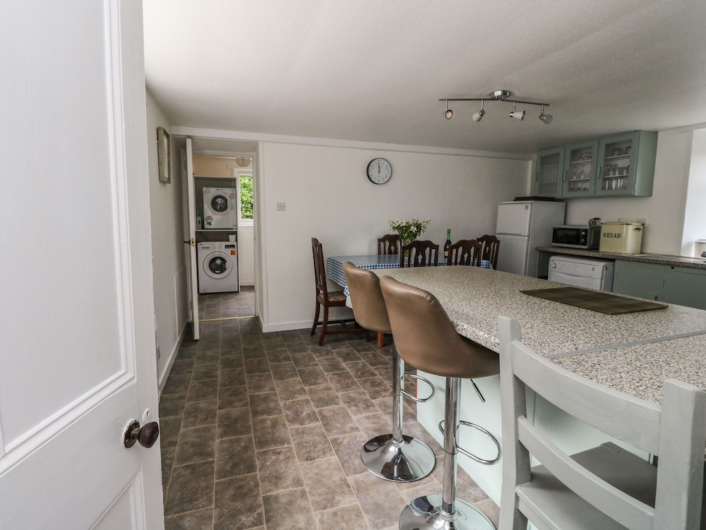 Storkery Cottage