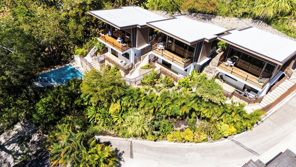Sea View Paradise Retreat by Sea N' Rent