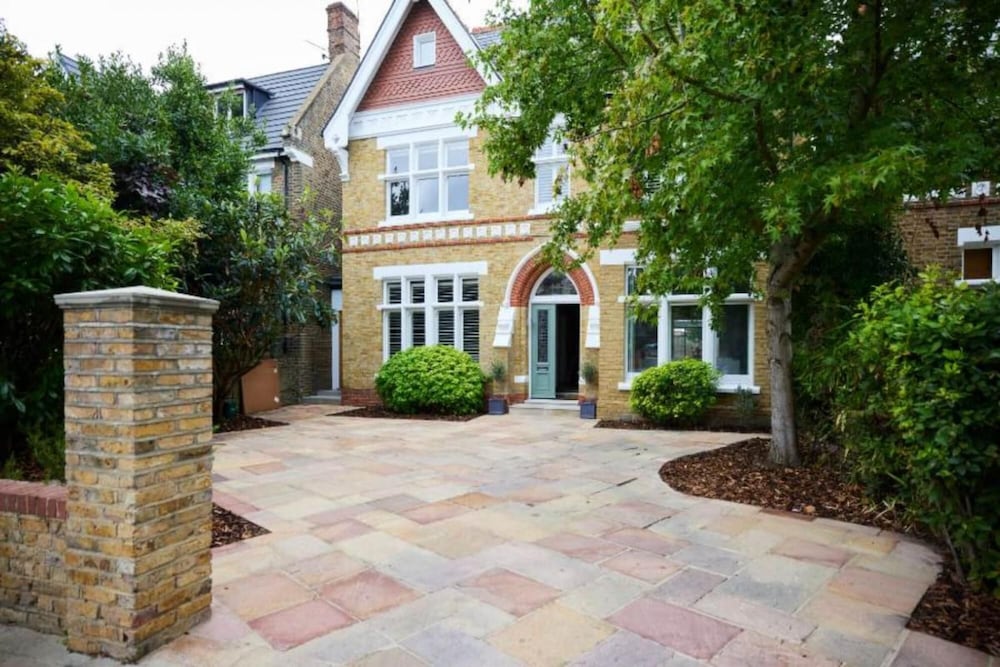 The Ealing Space - Classy 5bdr House With Garden and Parking