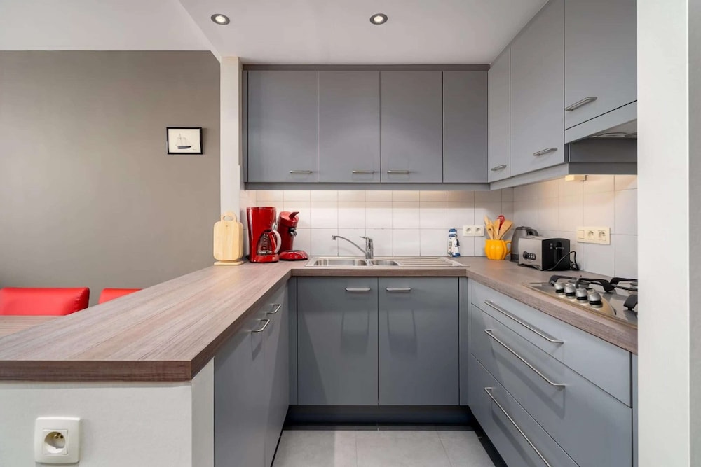 Modern Apartment in Coastal Location