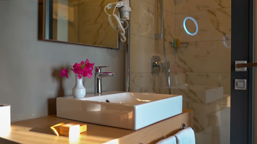 Sandora Boutique Otel - Image 13