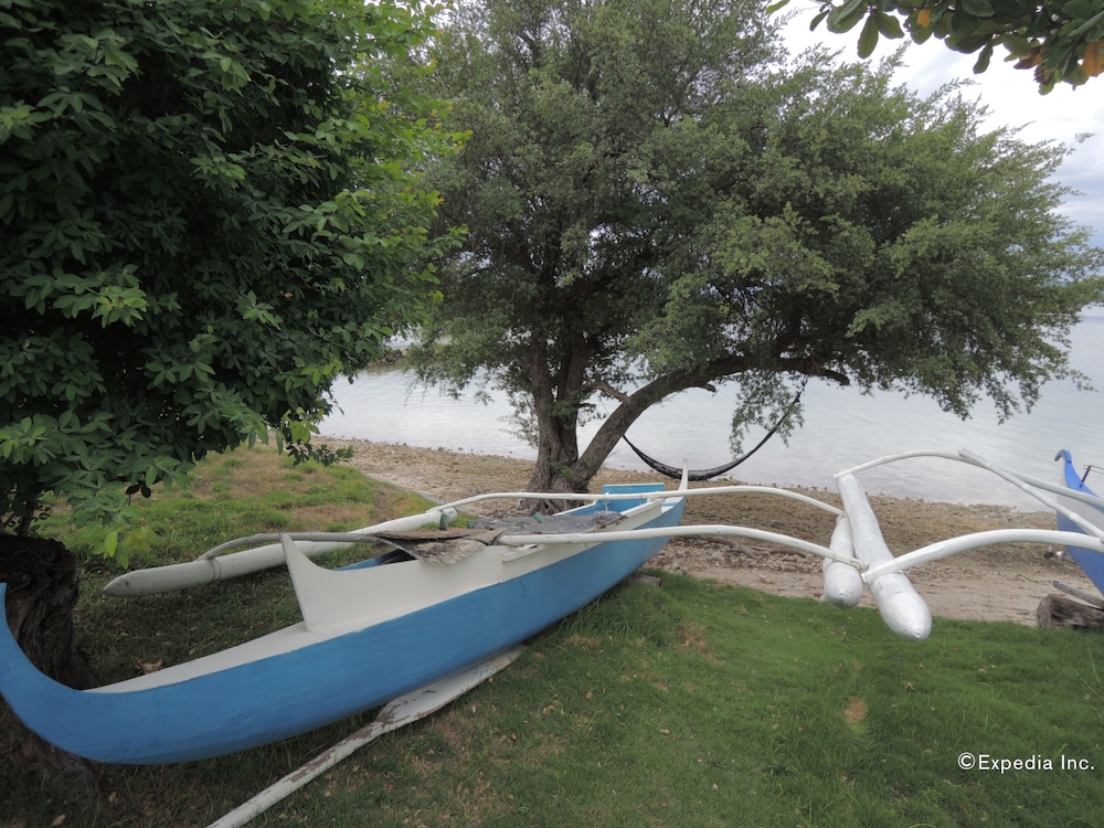 Moalboal Beach Resort