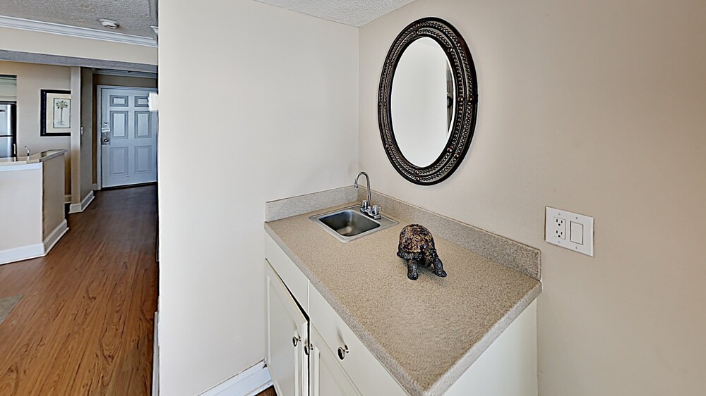 Sands Beach Club 820 2 Bedroom Condo