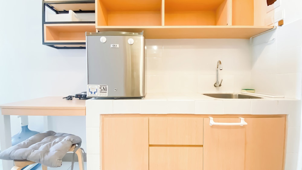 Nice And Comfy Studio At Tokyo Riverside Pik 2 Apartment