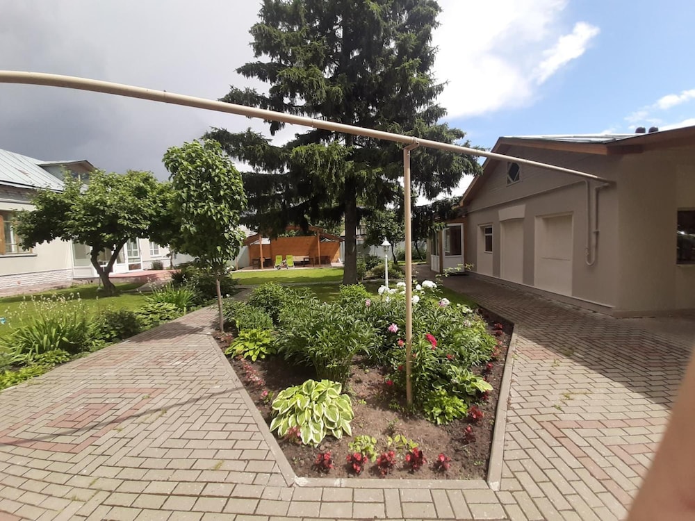 Guesthouse on Kyzyl-armeyskaya