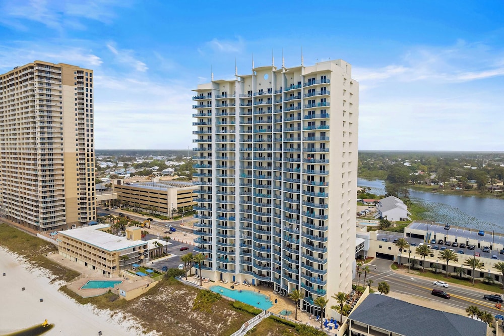 Beachfront Stay w/ Resort Amenities & Gulf Views Sterling Breezing #506